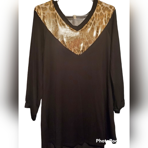Celeste Tops - Celeste Chevron Black/Gold Cheetah Print Top | Medium